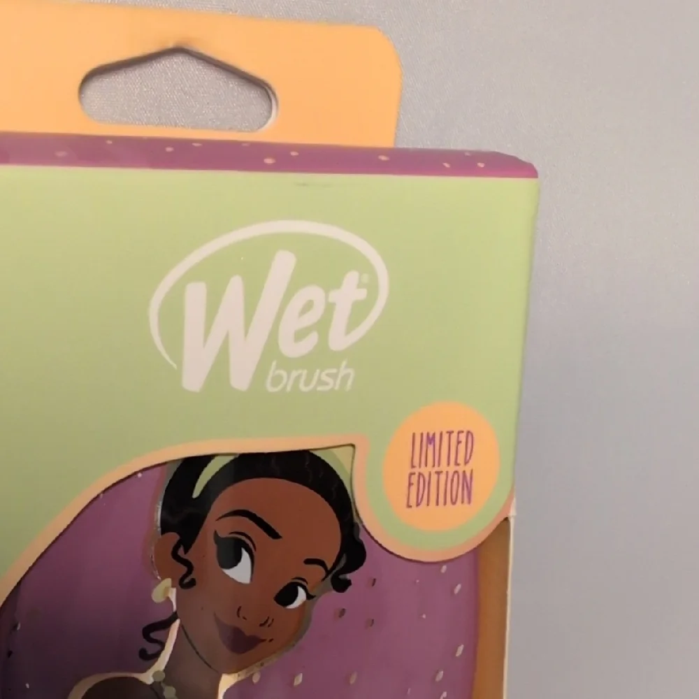 Disney Princess Tiana Wet Brush